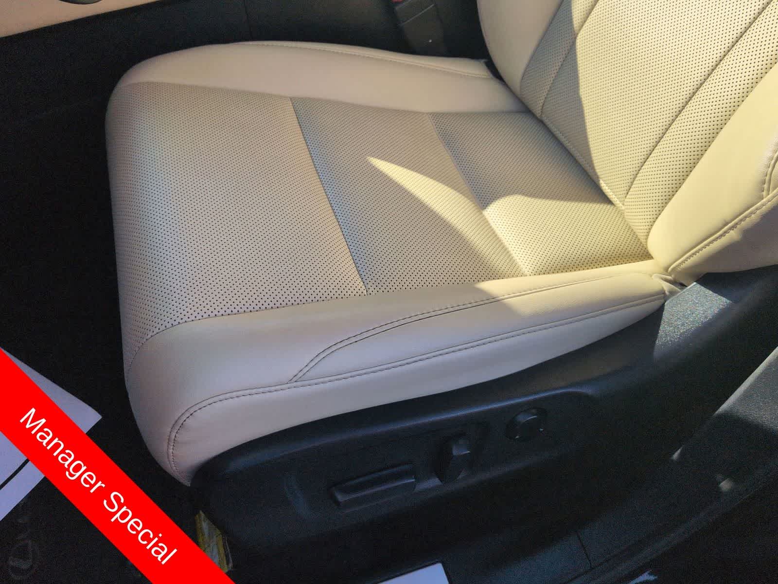 Thumbnail: 2022 Lexus RX - 14