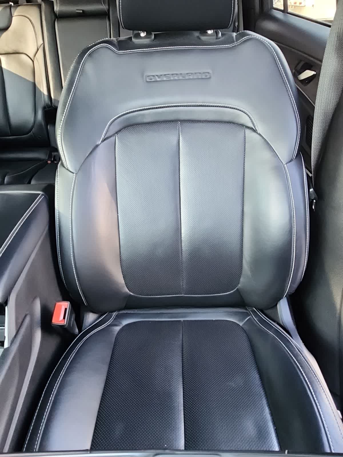 Thumbnail: 2022 Jeep Grand Cherokee L - 14