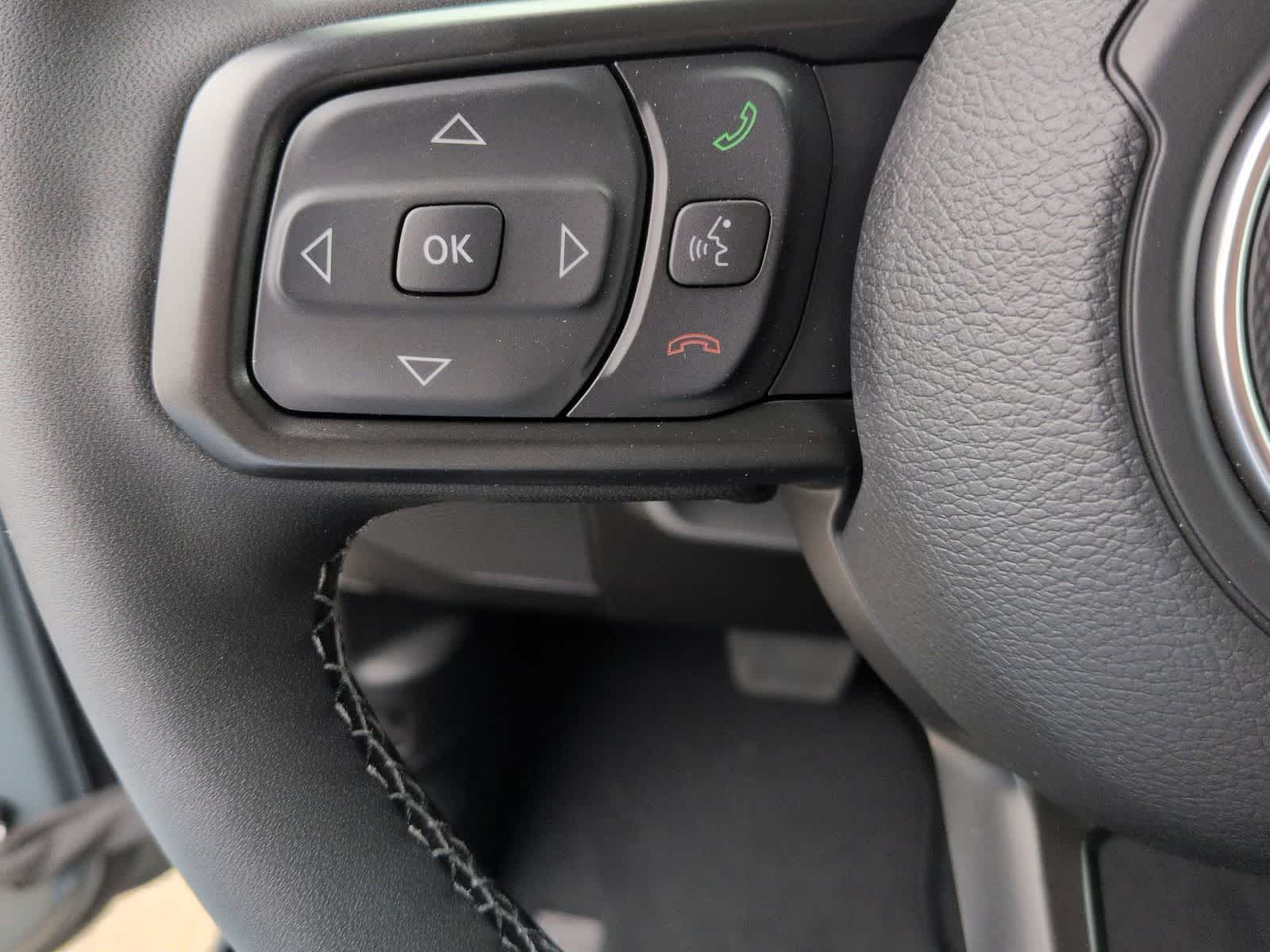 Thumbnail: 2026 Jeep Gladiator - 22