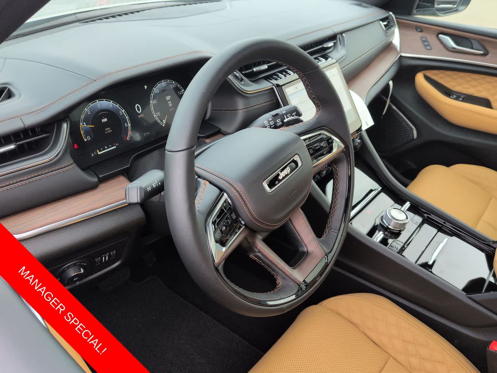 Thumbnail: 2025 Jeep Grand Cherokee - 10