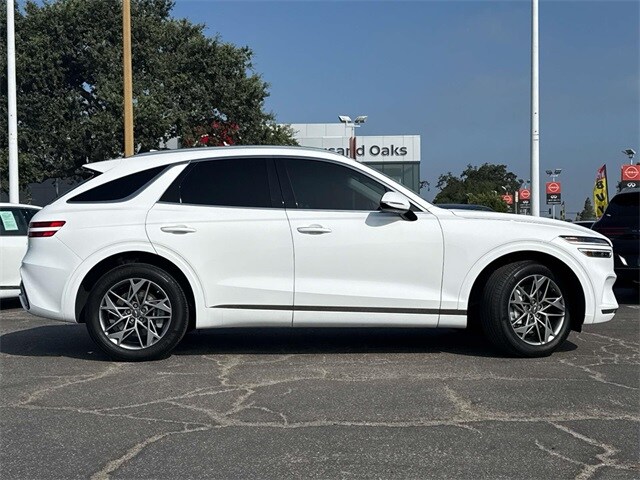 2023 Genesis GV70 2.5T photo 3