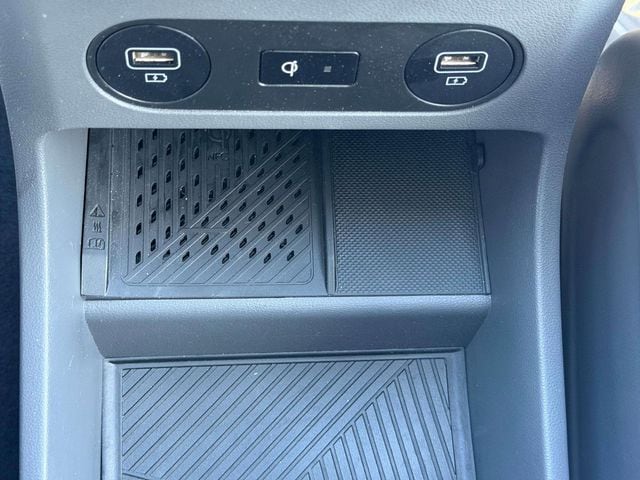 2024 Hyundai IONIQ 5 Limited - Photo 28