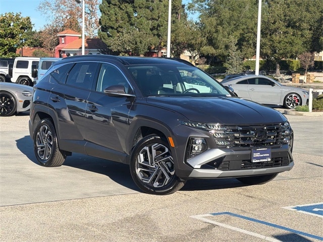 2025 Hyundai Tucson Limited's photo