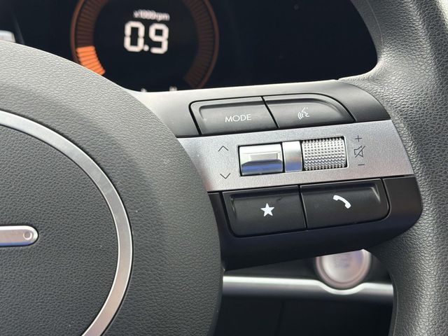 2025 Hyundai Tucson SE - Photo 17