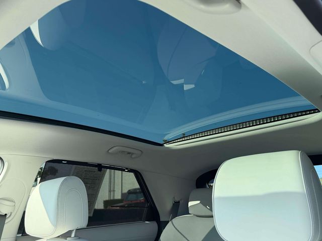 2024 Hyundai IONIQ 5 Limited - Photo 18