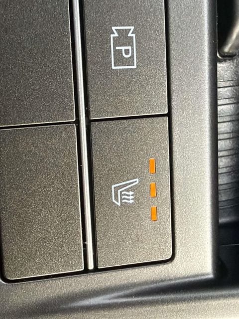 2025 Hyundai Kona SEL Convenience - Photo 28