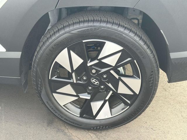 2025 Hyundai Kona SEL Convenience - Photo 8