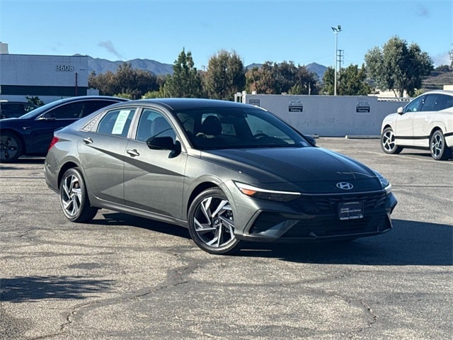 2025 Hyundai Elantra SEL