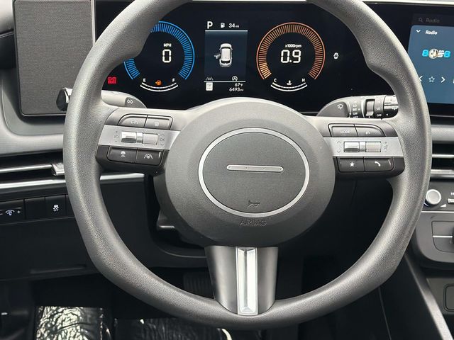 2025 Hyundai Tucson SE - Photo 11