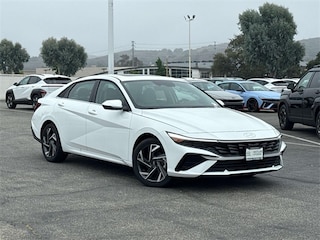 2025 Hyundai Elantra Limited Sedan