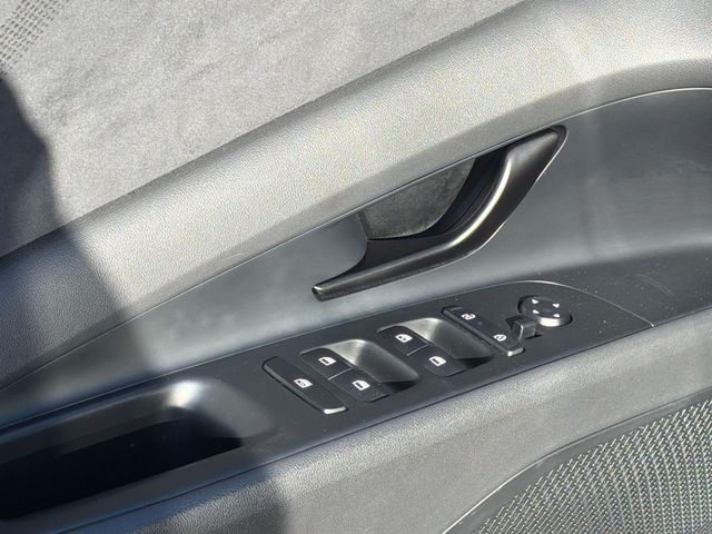 2024 Hyundai Elantra N - Photo 23