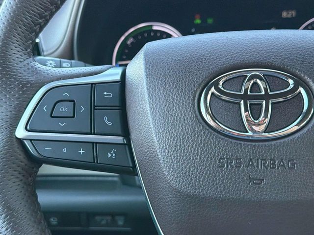 2021 Toyota Sienna Platinum - Photo 21