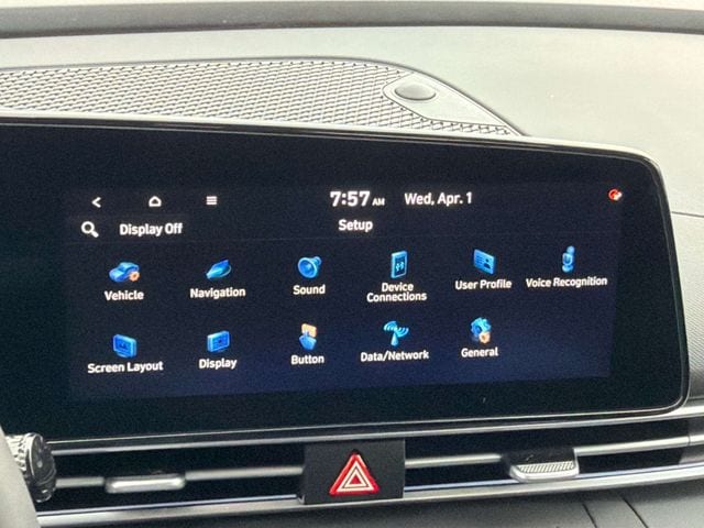 2025 Hyundai Elantra SEL - Photo 20