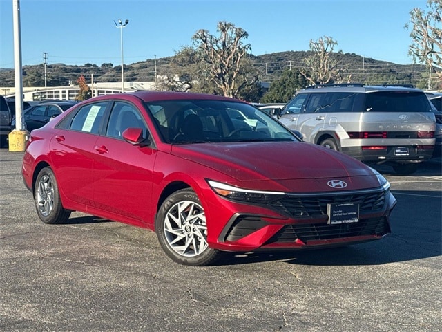 2025 Hyundai Elantra Blue