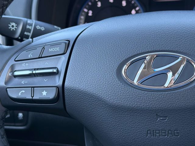 2023 Hyundai Kona SEL - Photo 11