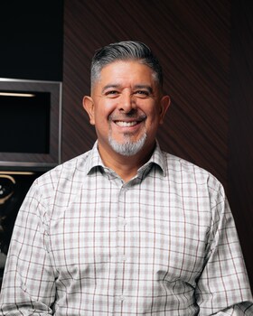 Staff member Pablo Carrian from ID_8fc1f4