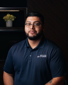 Staff member Julio Juarez from ID_c66a2885b3d1