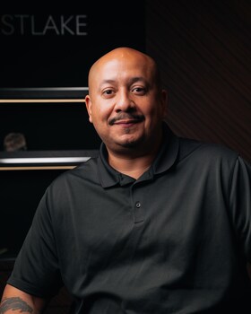 Staff member Simon Montoya from ID_6472d6a6e597