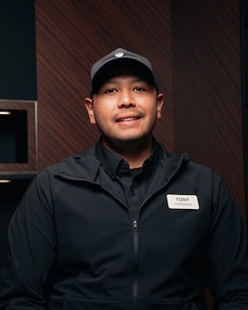 Staff member Antonio Carranza from ID_c66a2885b3d1