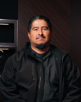 Staff member Steven Briseno from ID_73172ce60804