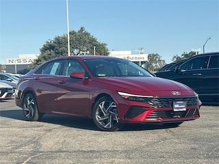 2025 Hyundai Elantra Hybrid Limited Sedan