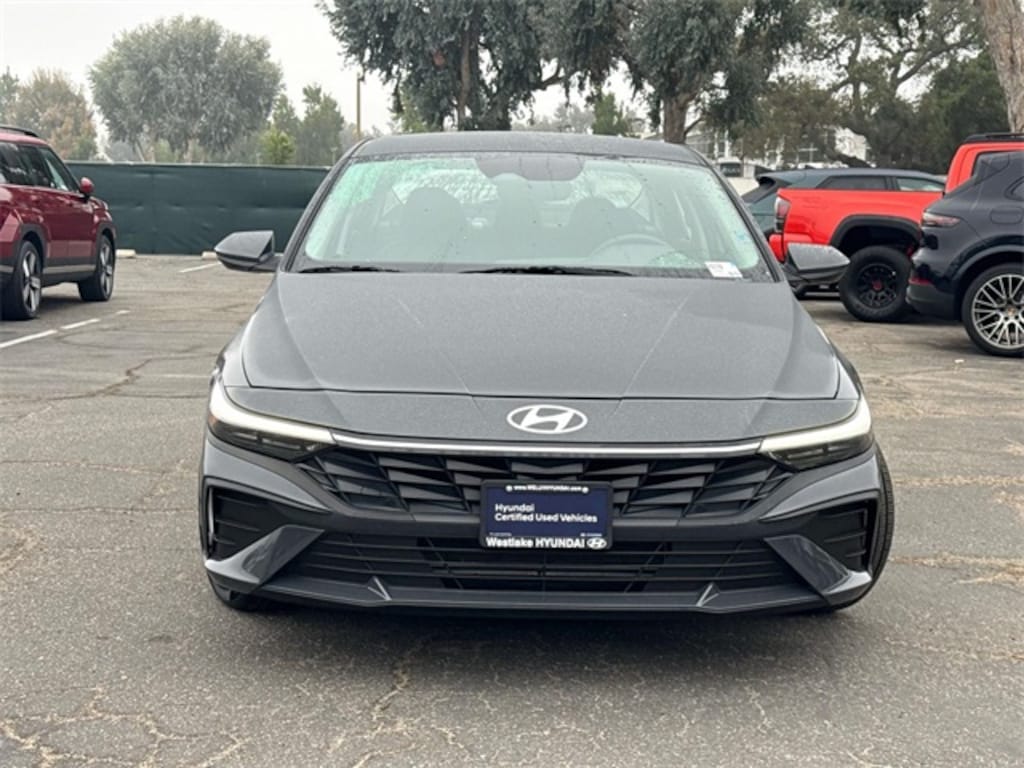 Certified 2025 Hyundai Elantra SE Sedan
