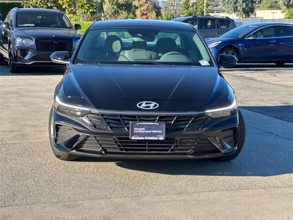 Certified 2025 Hyundai Elantra Hybrid Blue Sedan