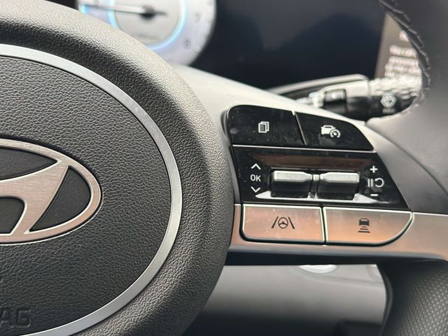 2025 Hyundai Elantra SEL - Photo 10