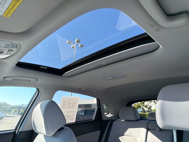 2023 Hyundai Kona SEL - Photo 8