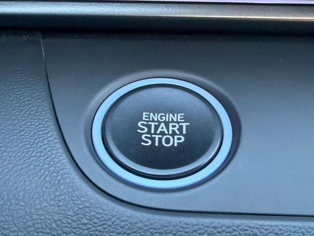 2024 Hyundai Elantra N - Photo 18