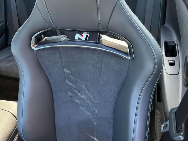 2024 Hyundai Elantra N - Photo 29