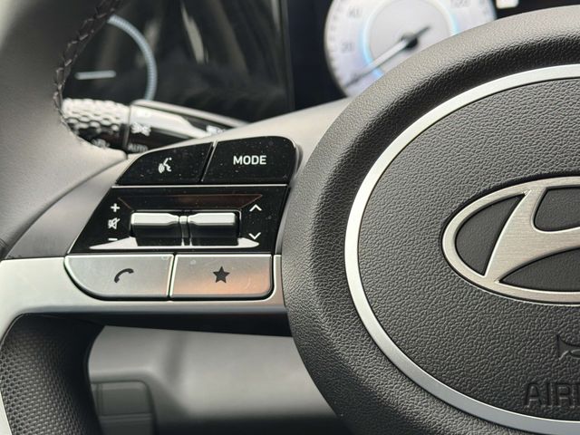 2025 Hyundai Elantra SEL - Photo 9