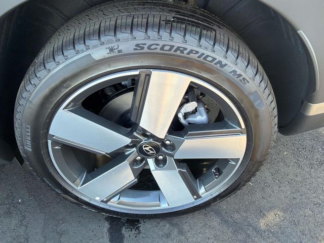 2026 Hyundai Santa Fe Limited - Photo 31