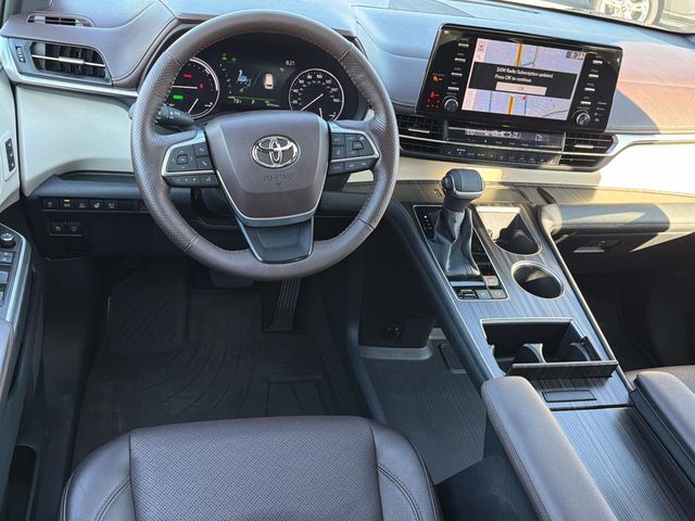 2021 Toyota Sienna Platinum - Photo 13