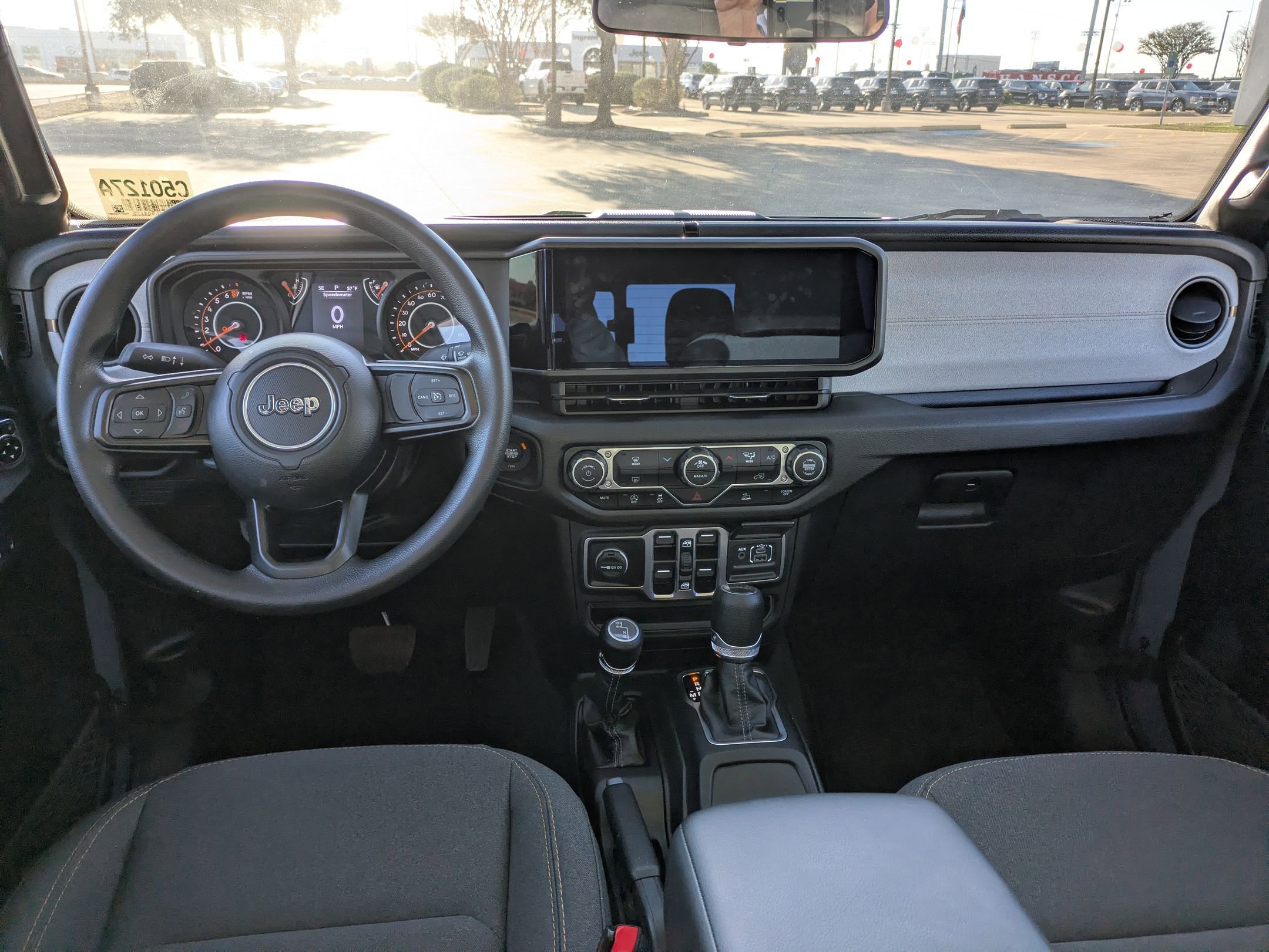 2025 Jeep Gladiator Nighthawk - Photo 14