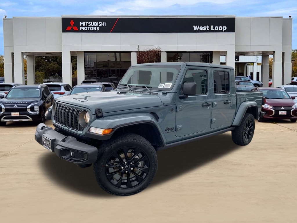 Used 2025 Jeep Gladiator Sport Truck Crew Cab