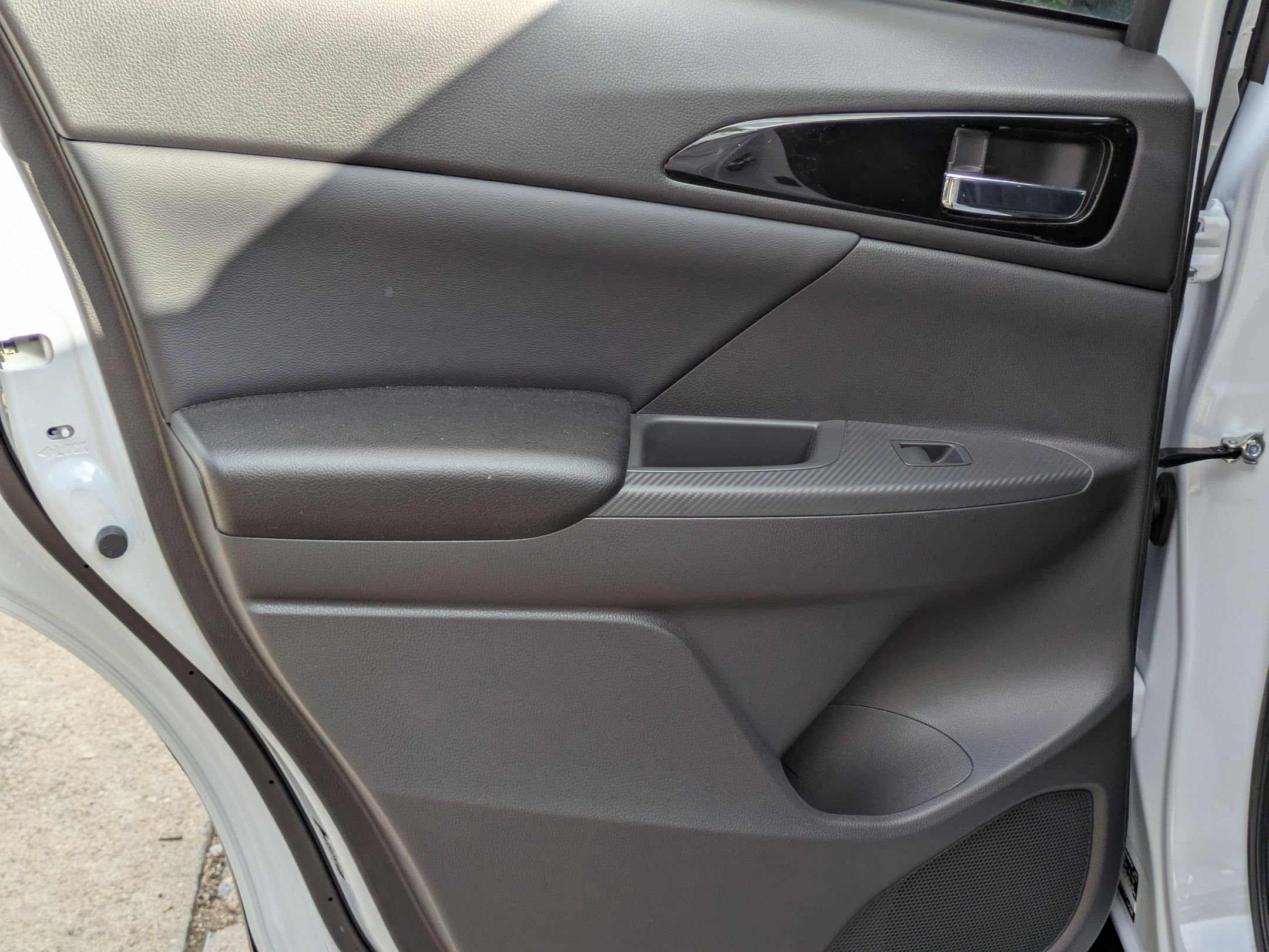 2025 Mitsubishi Eclipse Cross Black Edition - Photo 14