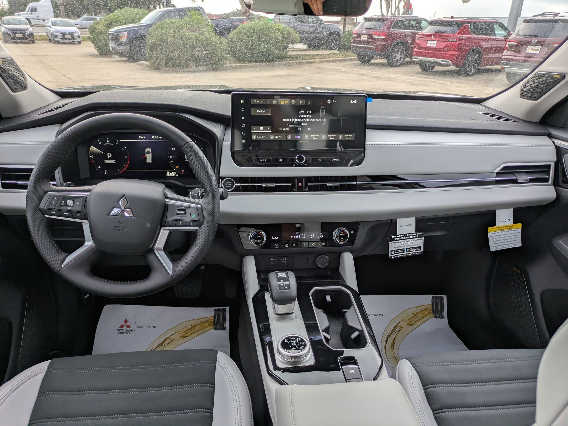 2025 Mitsubishi Outlander SE - Photo 15