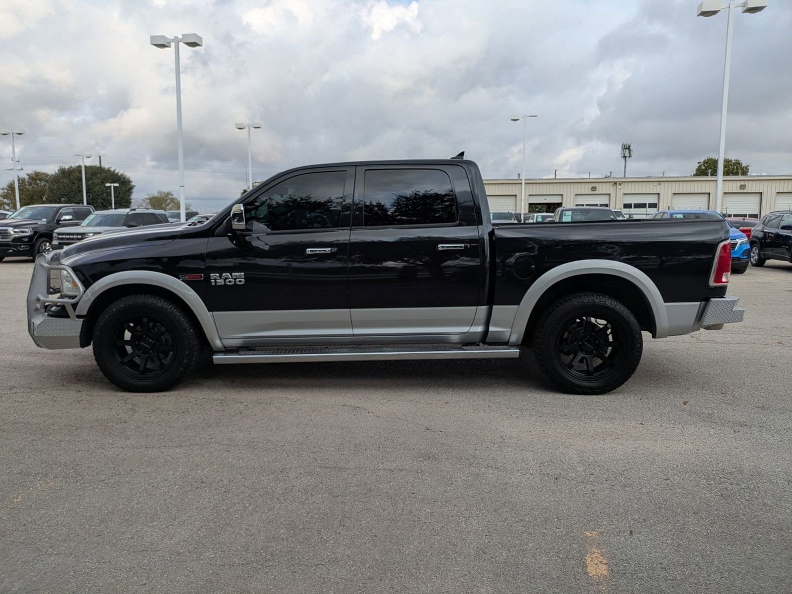 1C6RR6NM3FS577993