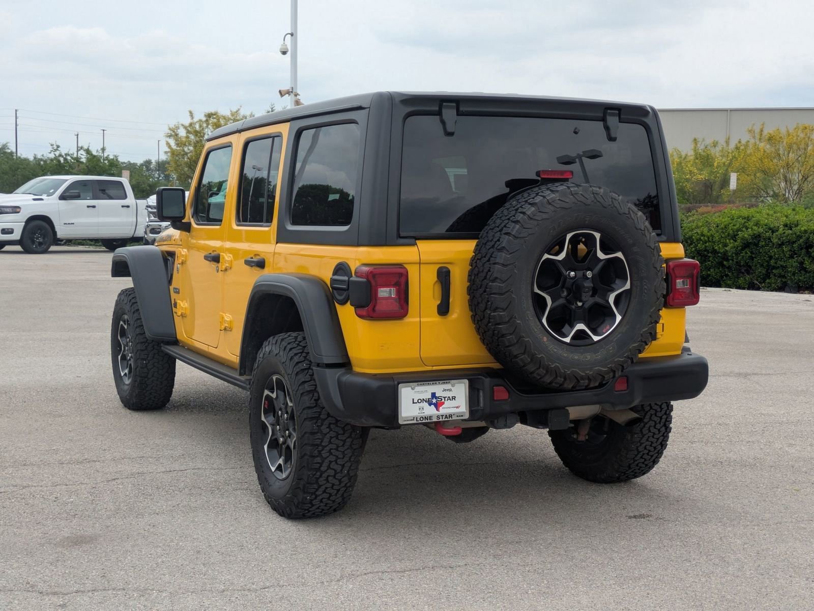2020 Jeep Wrangler Unlimited Rubicon photo 2
