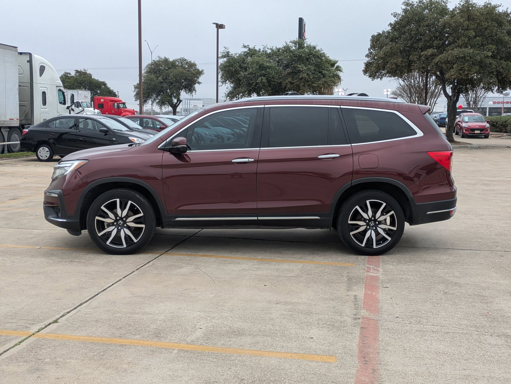 2022 Honda Pilot Touring photo 2