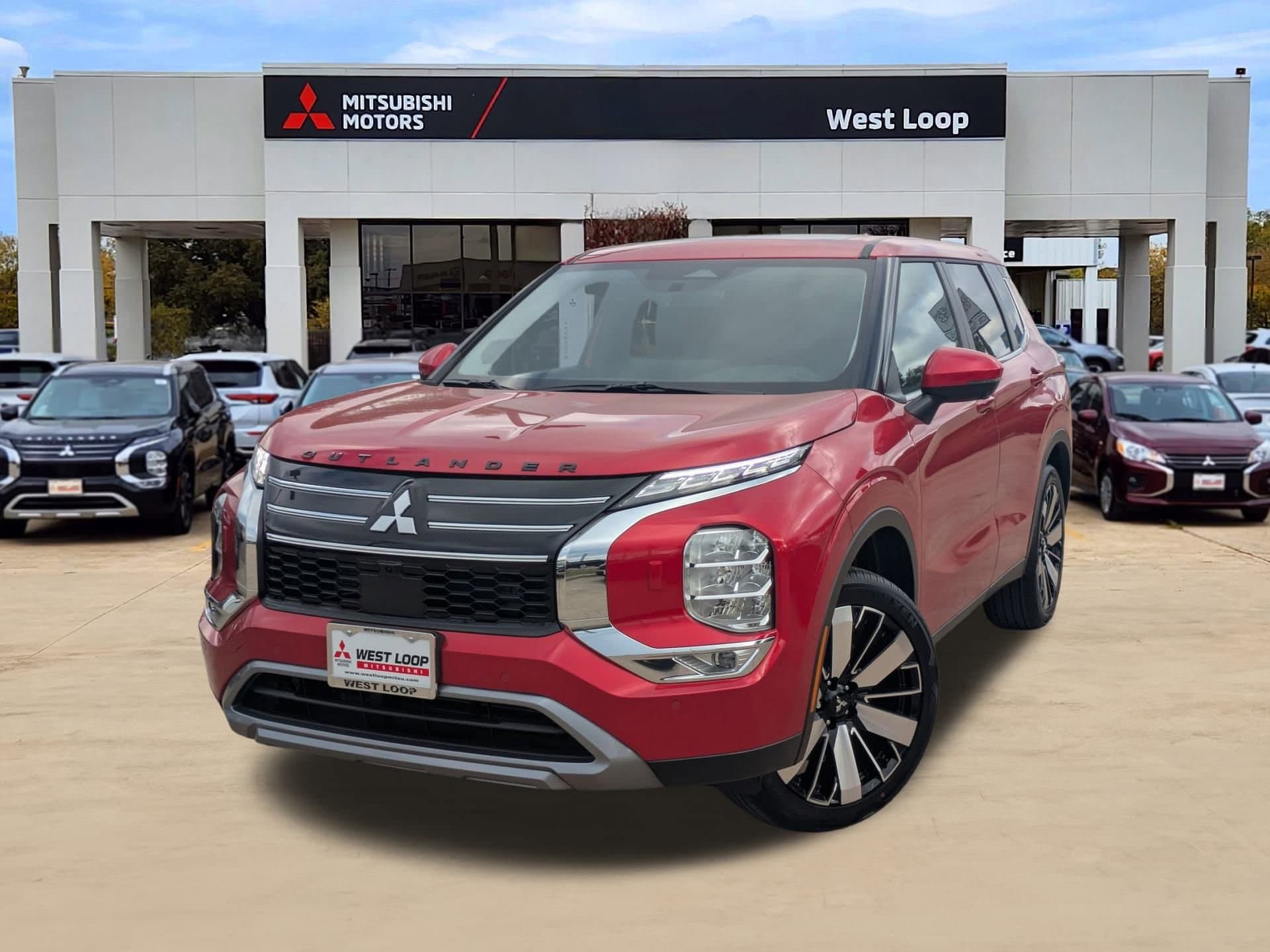 2025 Mitsubishi Outlander SE's photo