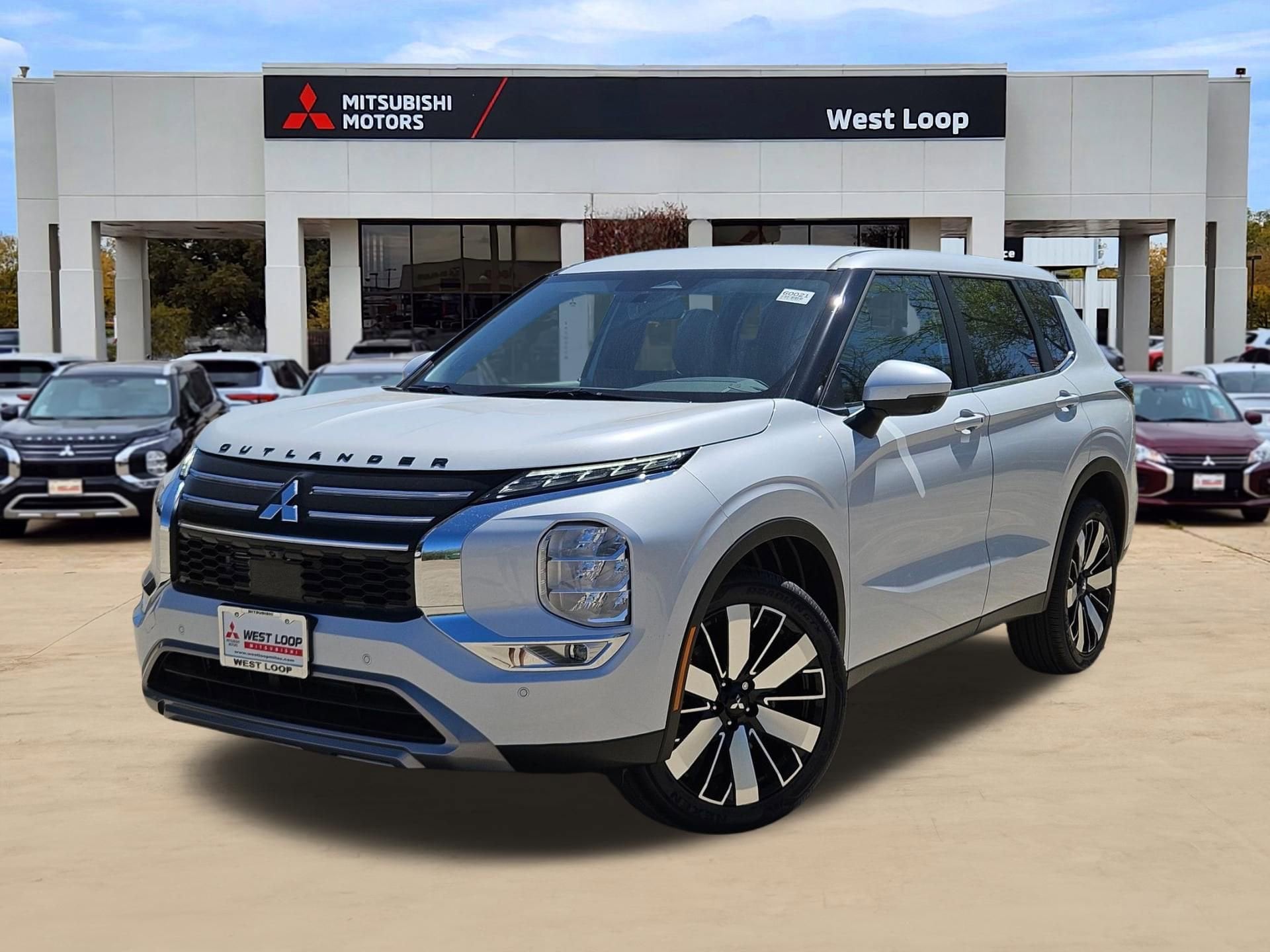 2026 Mitsubishi Outlander SE FWD's photo