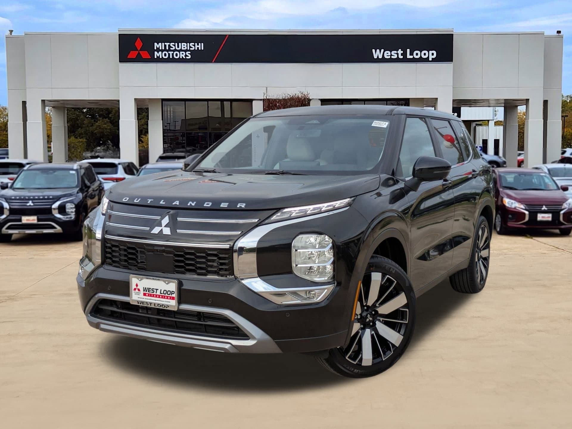 2025 Mitsubishi Outlander SE 2WD's photo