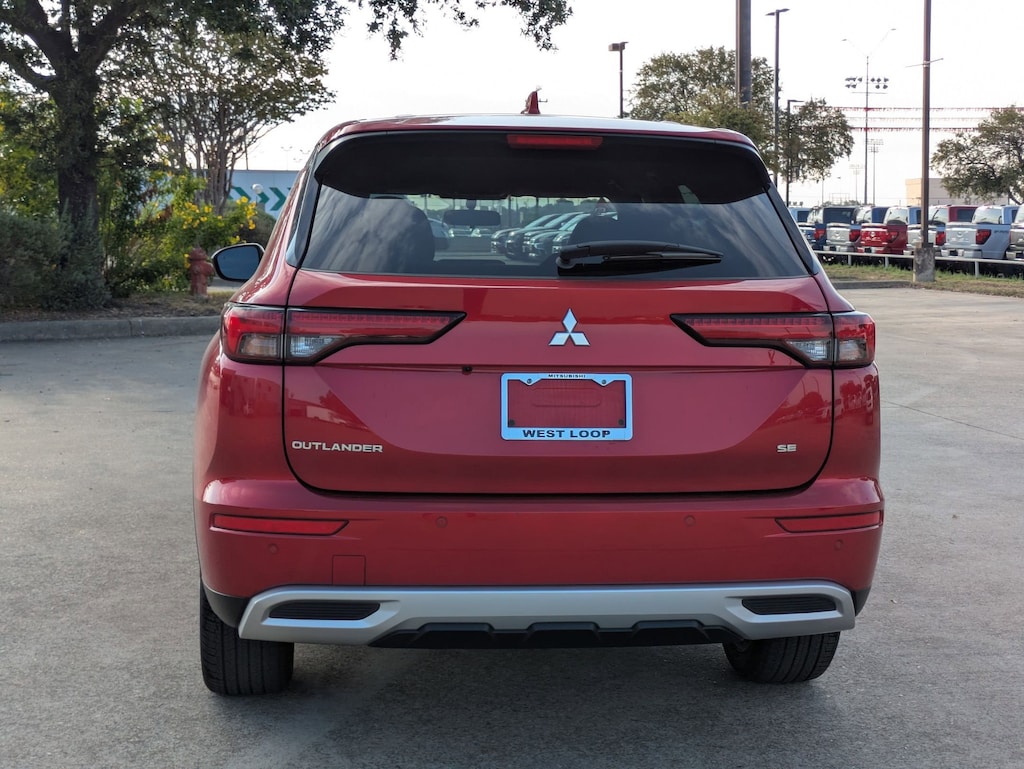 Used 2022 Mitsubishi Outlander SE CUV