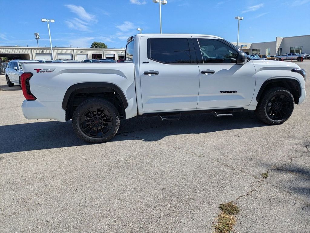 2023 Toyota Tundra SR5 - Photo 6