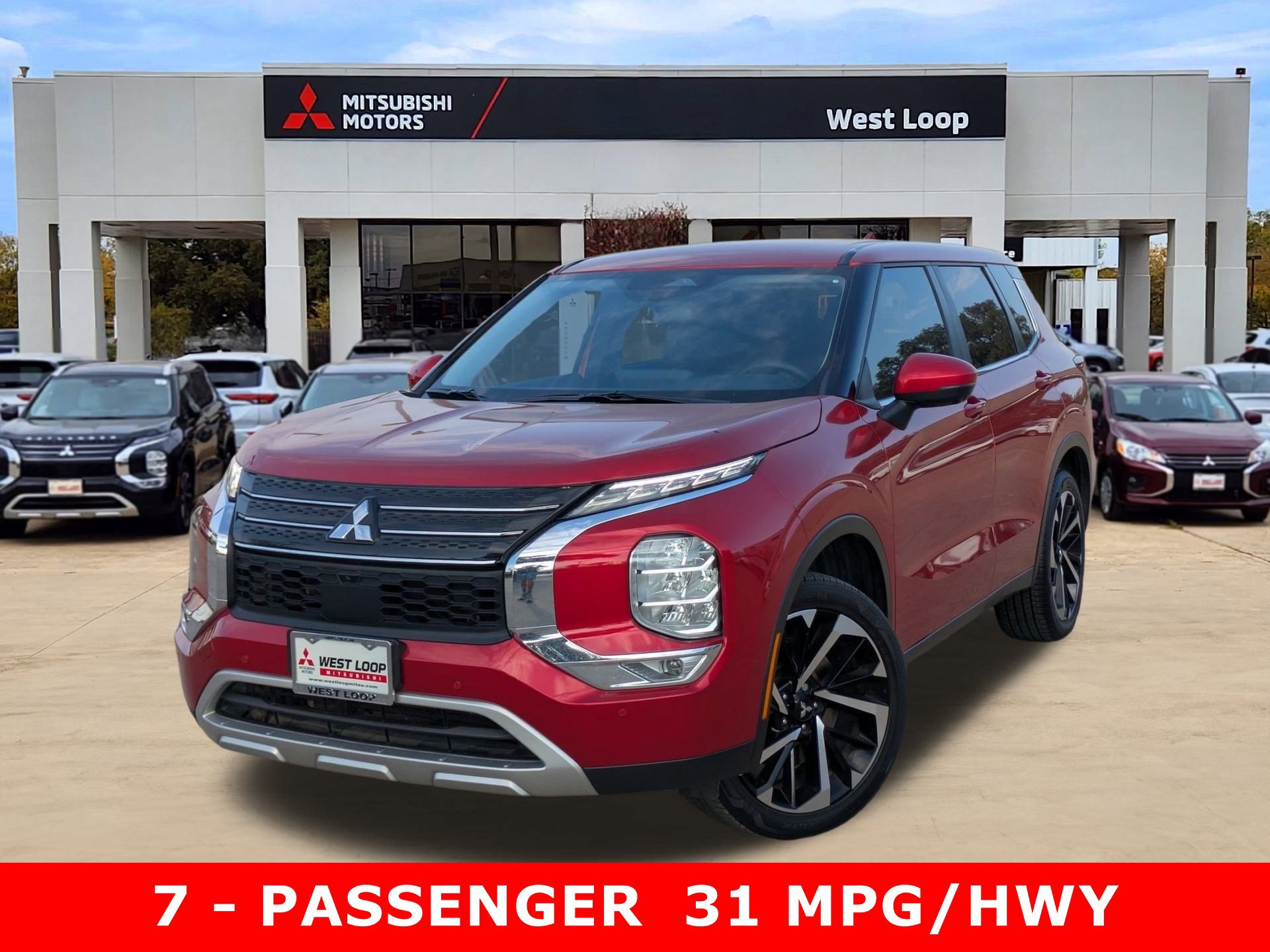 2022 Mitsubishi Outlander SE's photo