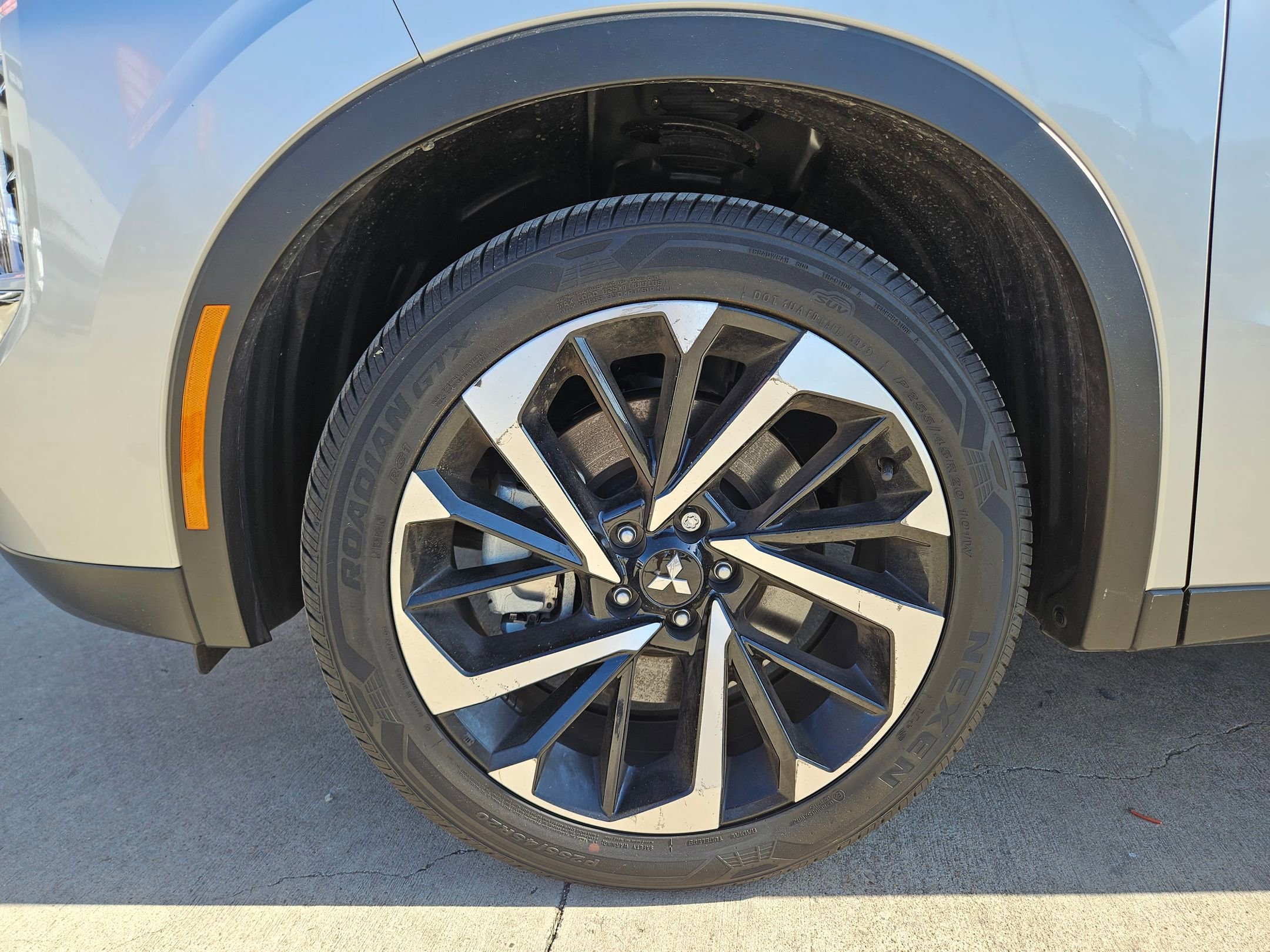 2024 Mitsubishi Outlander SE - Photo 27