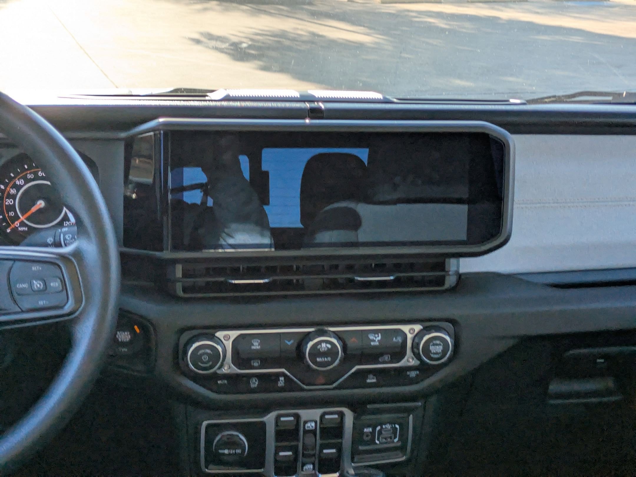 2025 Jeep Gladiator Nighthawk - Photo 15