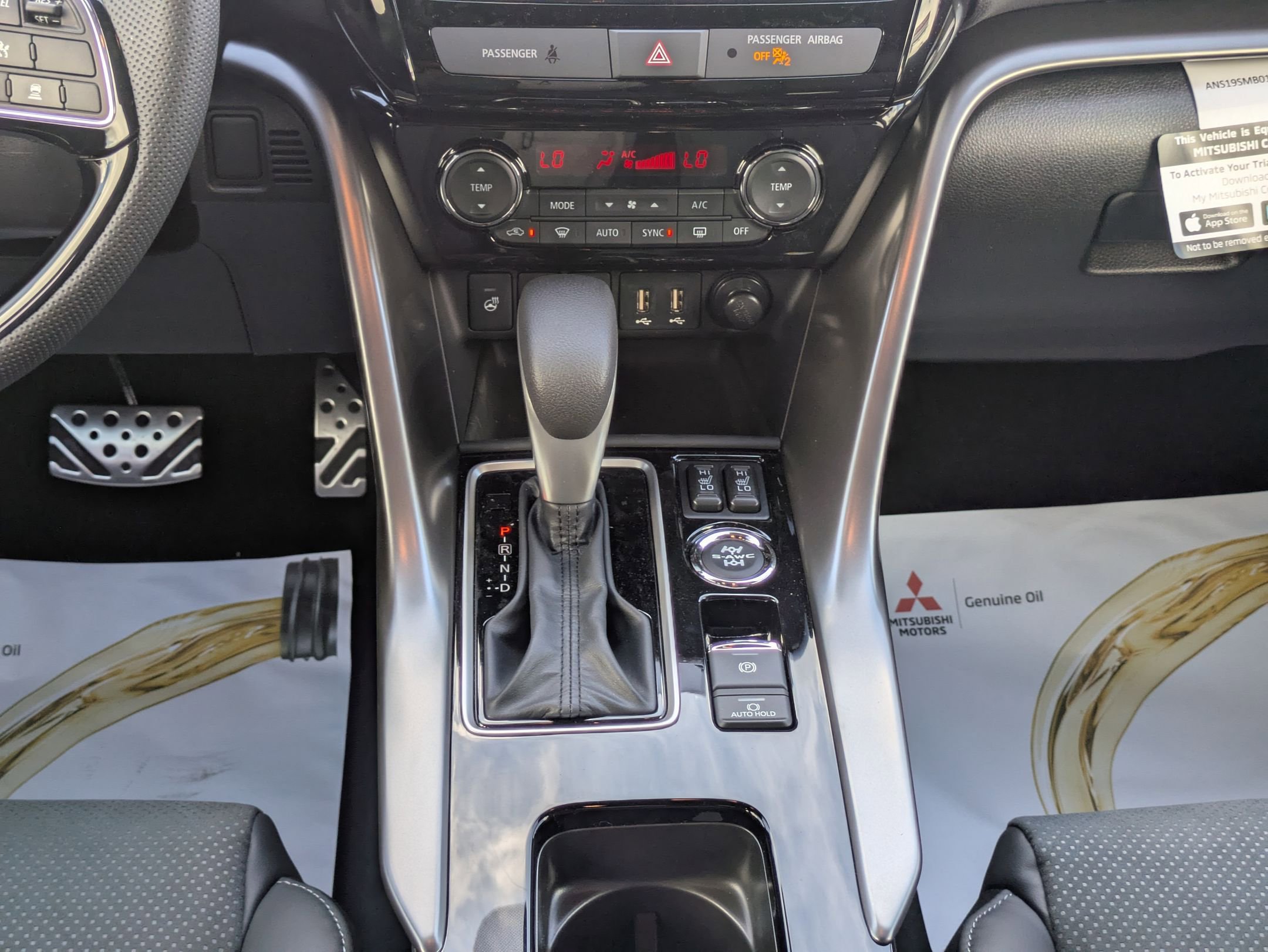 2025 Mitsubishi Eclipse Cross Black Edition - Photo 17